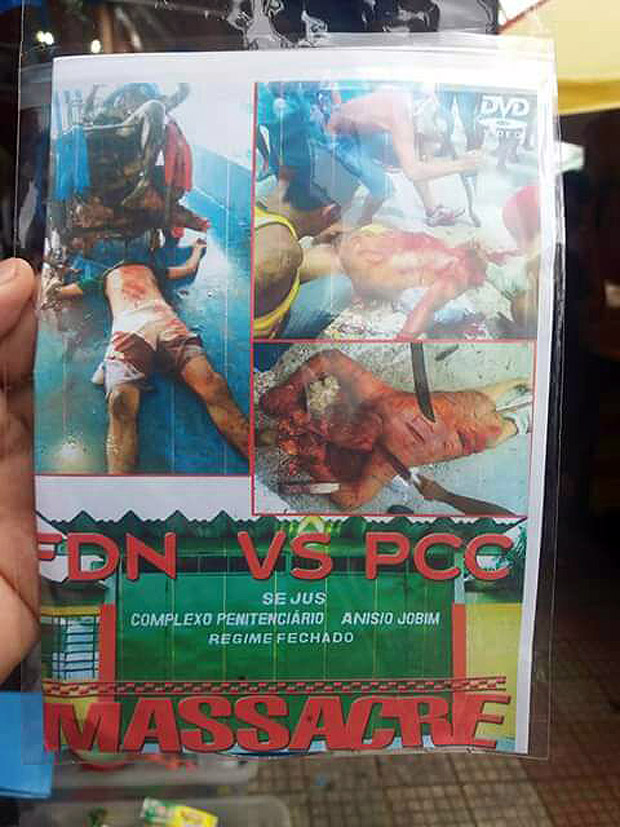 Capa de DVD com imagens de massacre de presos em Manaus vendido por camelôs da cidade