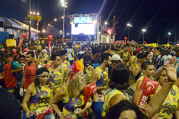 Wesley Safado arrasta multido em Carnaval de Salvador