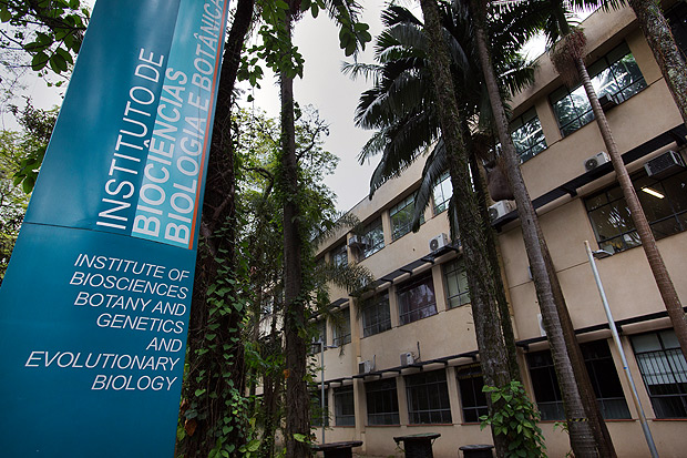 SAO PAULO, SP. 12/11/2014. Instituto de Biociencias da USP na Cidade Universitaria. ( Foto: Lalo de Almeida/Folhapress, COTIDIANO ) *** ESPECIAL USP ***