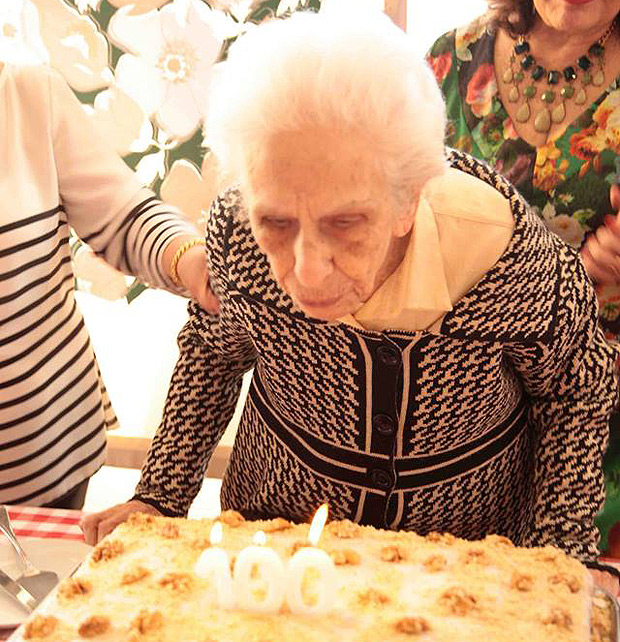Agatha Maria D'Angelo (1914-2017), em seu aniversrio de cem anos