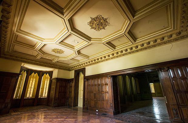 Sala do Palácio dos Campos Elísios, no centro de São Paulo; imóvel passou por dois restauros