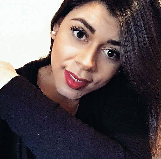 A brasileira Paloma Carvalho, 24, que foi presa em Dublin