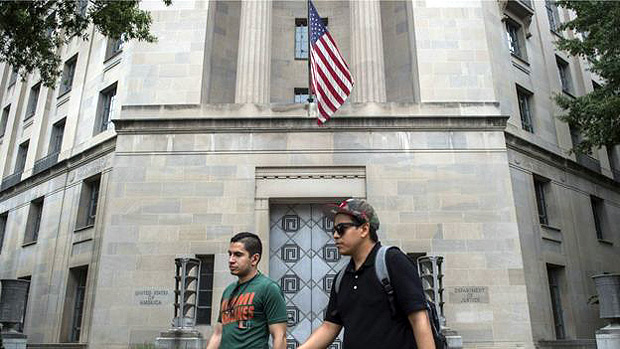 Segundo o "NYT", Departamento de Justia estaria se preparando para processar universidades com cotas