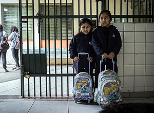 Bruno Santos/Folhapress Estudiantes extranjeros cambian la rutina de escuelas públicas en São Paulo