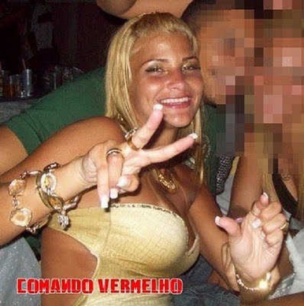Danbia de Souza Rangel, mulher do ex-chefe do trfico de drogas na Rocinha, Antnio Bonfim Lopes, o Nem