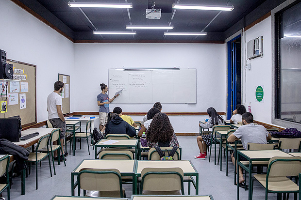 Sala vazia no Pecep; alunos ainda esto com medo de voltar s aulas nos pr-vestibulares da regio