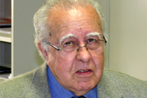 Fernando Augusto Albuquerque Mouro (1934-2017)