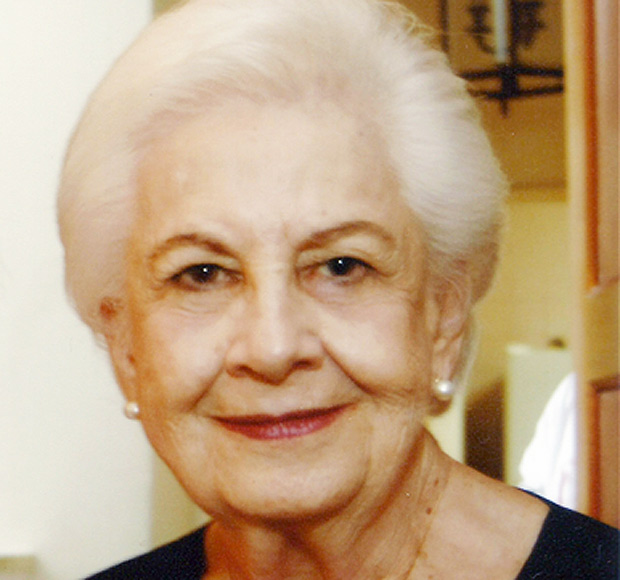 Thereza Nickelsburg Brando Teixeira (1920-2017)