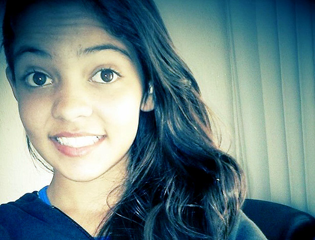 A jovem Rafaella Noviske, 16, que foi morta a tiros dentro da sala de aula em Alexnia (GO)