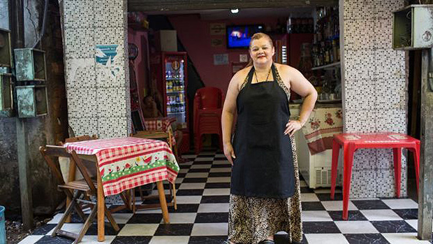 Bar da cozinheira Regina Alves dos Santos faz sucesso entre os que trabalham na Vila Olmpia