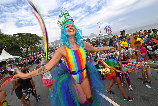 Desfile da Parada do Orgulho LGBT do Rio, em Copacabana