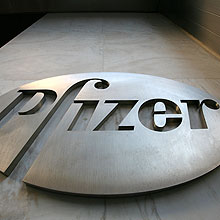 Pfizer vai tomar emprestados US$ 22,5 bilhões de bancos para efetuar a compra