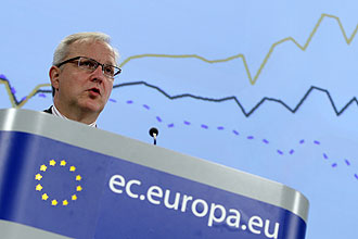 O comissrio europeu para assuntos econmicos, Olli Rehn, em uma palestra em Bruxelas sobre a situao econmica da regio