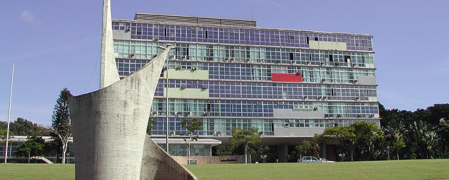 Fachada da UFMG (Universidade Federal de Minas Gerais) 