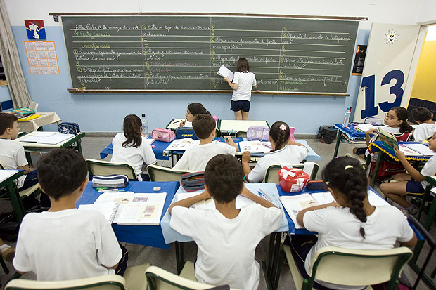 Alunos durante aula em escola estadual de São Paulo 