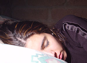 Caracterizada por ronco forte e irregular, a apneia é marcada por paradas respiratórias que ocorrem durante o sono