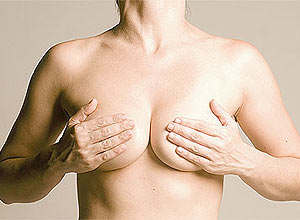 "Breasts: A Natural and Unnatural History", recém-publicado na Inglaterra, ainda não tem previsão de lançamento no Brasil