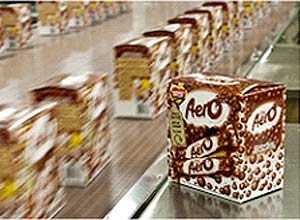 Nestlé elimina ingredientes artificiais de seus doces no Reino Unido; empresa fará o mesmo no Canada e países europeus