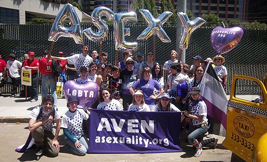 Turma da Rede de Educação e Visibilidade Assexual (Aven, na sigla em inglês) na última parada gay de São Francisco