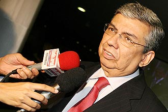 Promotoria investiga caixa dois em campanha do senador<br> Garibaldi Alves, candidato nico  presidncia do Senado