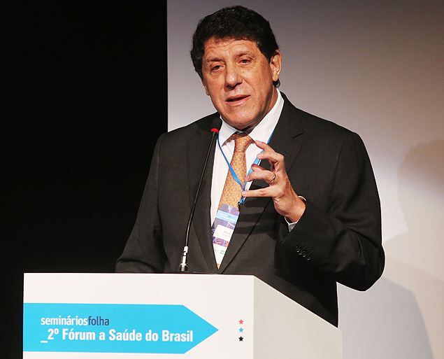David Uip, secretário estadual da Saúde de São Paulo abre o segundo dia do fórum no MIS, na capital