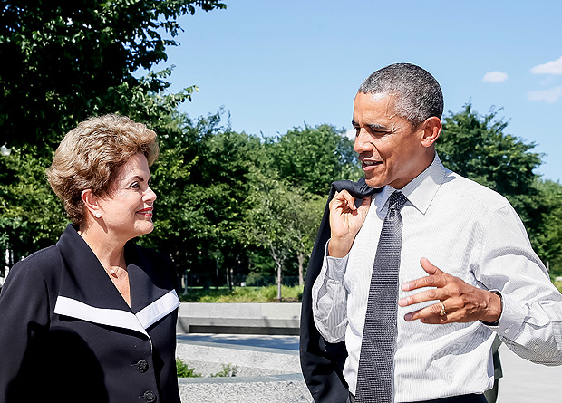 Dilma Rousseff passeia com Barack Obama pelo memorial a Martin Luther King em Washington