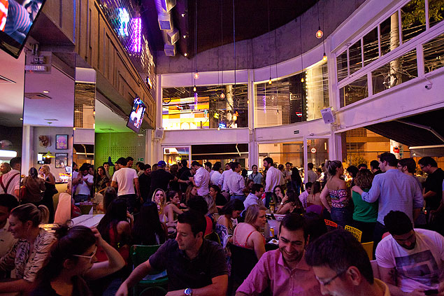 Happy hour em bar do Itaim Bibi na quinta-feira (27)
