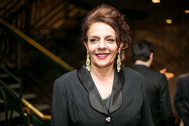 A atriz Rosi Campos