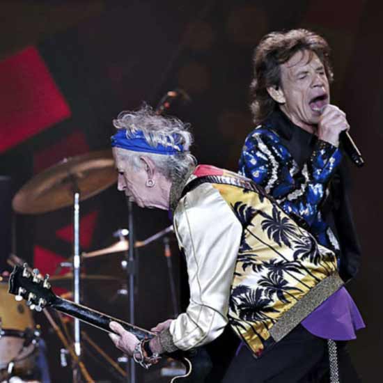 Mick Jagger e Keith Richards durante no primeiro show dos Rolling Stones