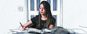 A estudante Alexia Guizarde, 18, em sua casa em Guarulhos (SP) – Montagem de Maicon Silva sobre foto de Bruno Santos/Folhapress