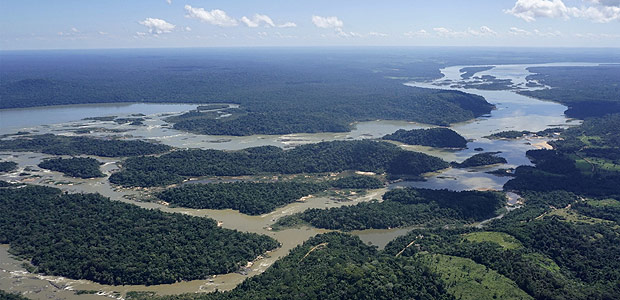 Foto aérea do local para onde está projetada a hidrelétrica de São Luiz do Tapajós, no Pará