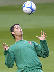 Cristiano Ronaldo  o reforo de Portugal para jogo contra Sucia