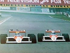 Senna ultrapassa Prost na 27 volta do GP do Japo, corrida em que conquistou o ttulo de 88