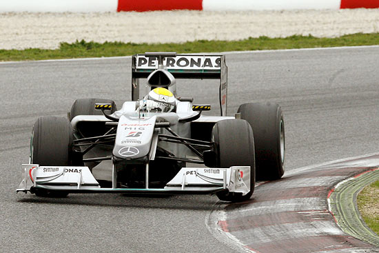 Alemão Nico Rosberg, da Mercedes, fez o melhor tempo dos treinos da F-1 neste sábado, em Barcelona