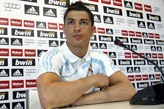 Cristiano Ronaldo, do Real Madrid, concede entrevista coletiva antes de clássico contra o Barcelona