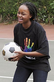 Zanani, 13, neta de Mandela