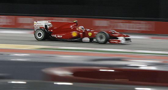 O espanhol Fernando Alonso cravou sua segunda pole position consecutiva na temporada