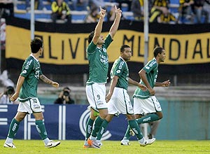 Mesmo com a derrota por 3 a 2, o Gois fica com a vaga na Copa Sul-Americana