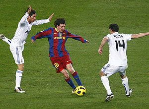 Messi em ao na goleada do Barcelona sobre o Real; atacante est confirmado contra o Osasuna