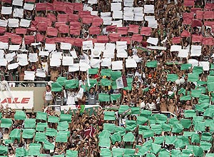 Torcida do Fluminense fez mosaico no Brasileiro do ano passado