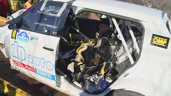 Carro de Kubica após acidente no rali Ronde di Andora em fevereiro de 2011; clique na foto e veja galeria
