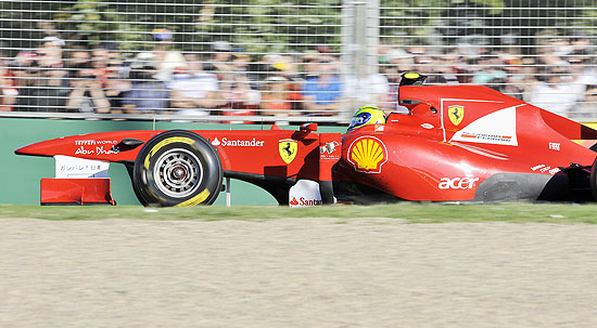 Felipe Massa, da Ferrari, terminou o GP da Austrália em 9º, mas com a desclassificação dos pilotos da Sauber pulou para 7º