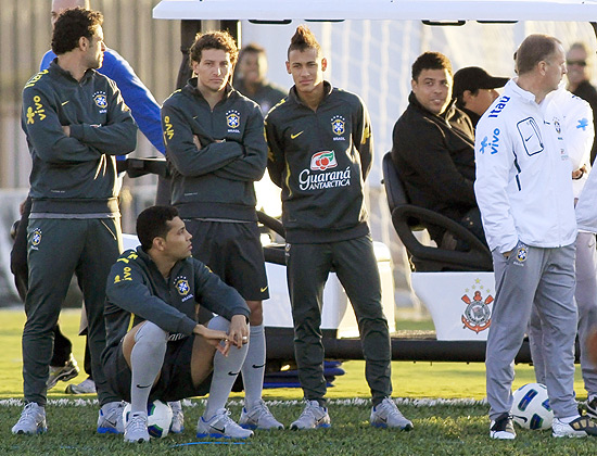 calça de treino corinthians