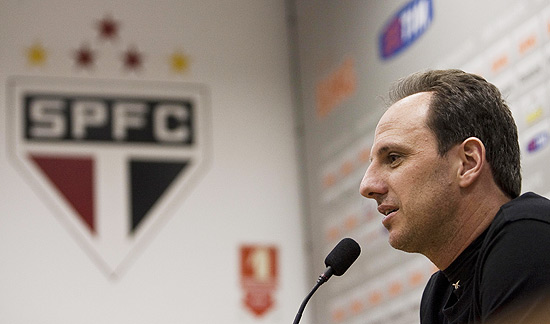 Rogério em entrevista sobre os 1.000 jogos pelo São Paulo