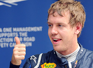 Sebastian Vettel, da Red Bull, comemora pole na ndia