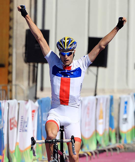 Nativo de Curaao, Marc De Maar vence prova do ciclismo de rua do Pan com camisa das Antilhas Holandesas