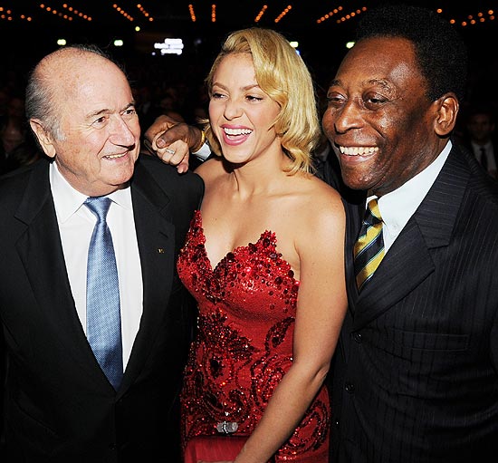 Blatter, Shakira e Pelé em festa da Fifa; clique na foto e veja galeria