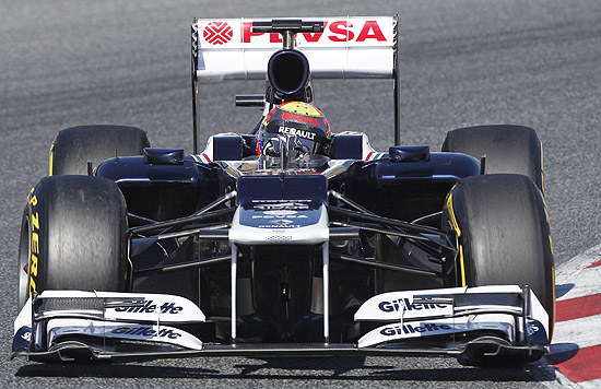 Maldonado dirige a sua Williams em Montmelo, nesta quinta-feira