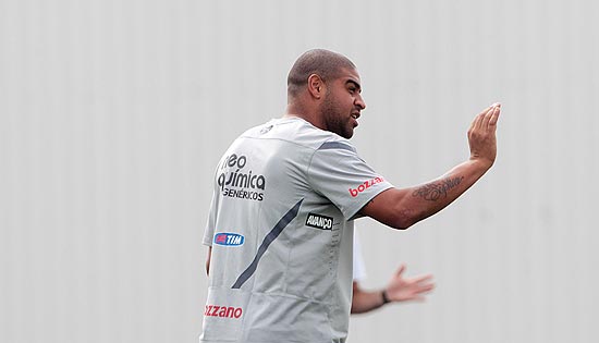 Adriano não precisa se preocupar em marcar