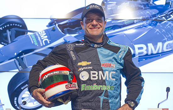 Barrichello com o uniforme que usará na Indy em 2012